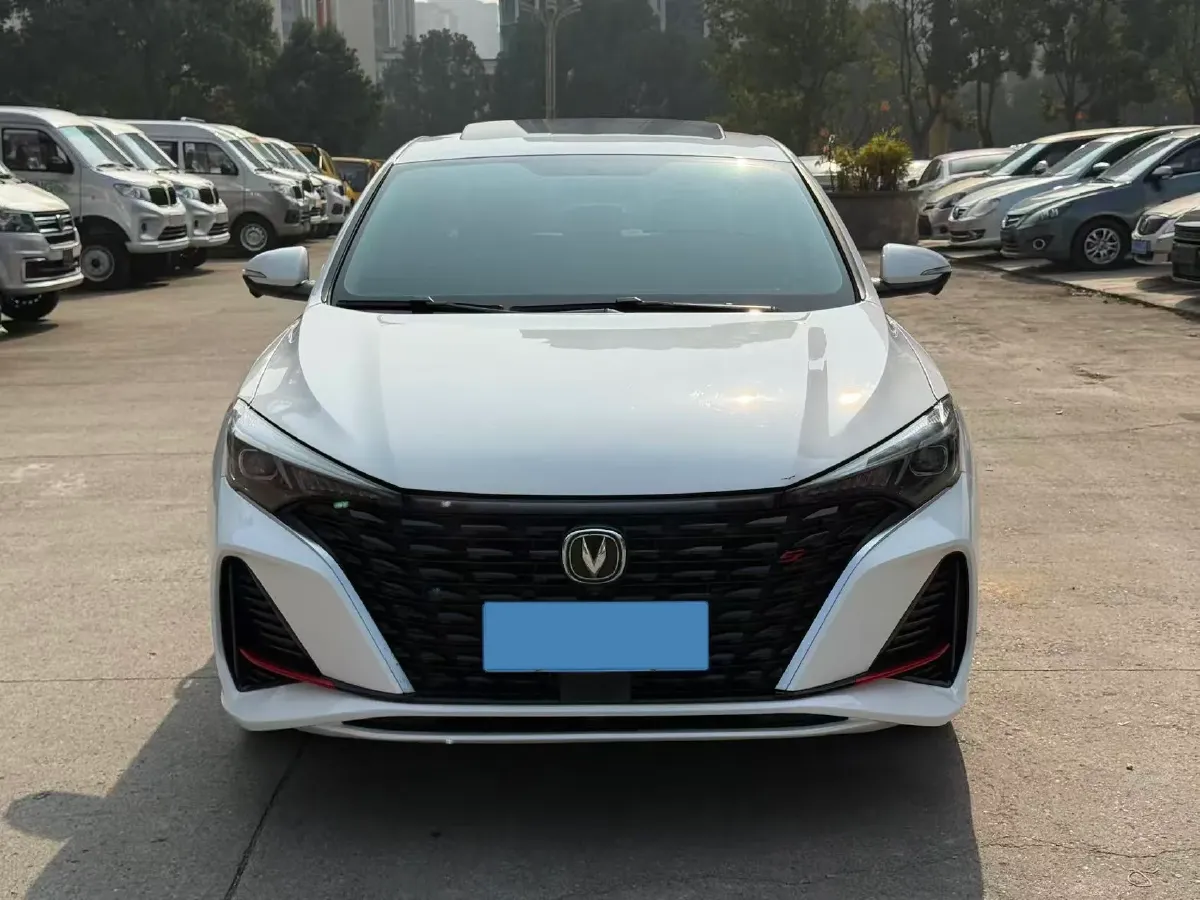 2022 ChangAn Eado 1.4T 160HP L4 7DCT,autocango,china used car exporter,china ev exporter,chinese used car exporter,chinese used ev exporter