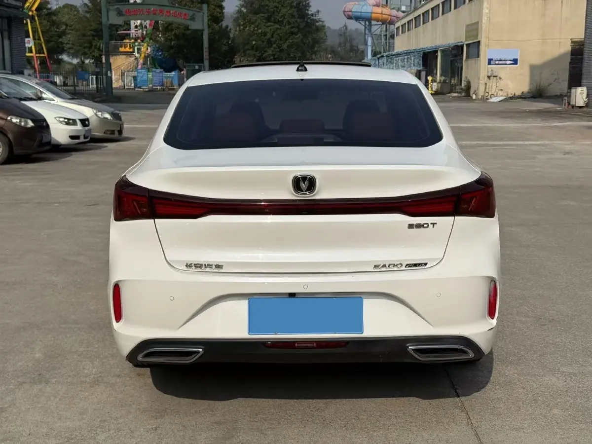 2022 ChangAn Eado 1.4T 160HP L4 7DCT,autocango,china used car exporter,china ev exporter,chinese used car exporter,chinese used ev exporter