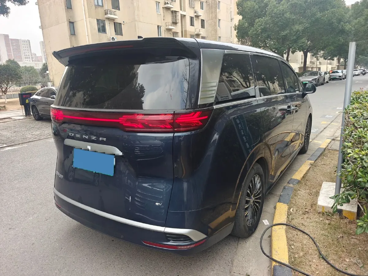 2022 Infiniti QX55 2.0T 245HP L4 CVT,autocango,china used car exporter,china ev exporter,chinese used car exporter,chinese used ev exporter