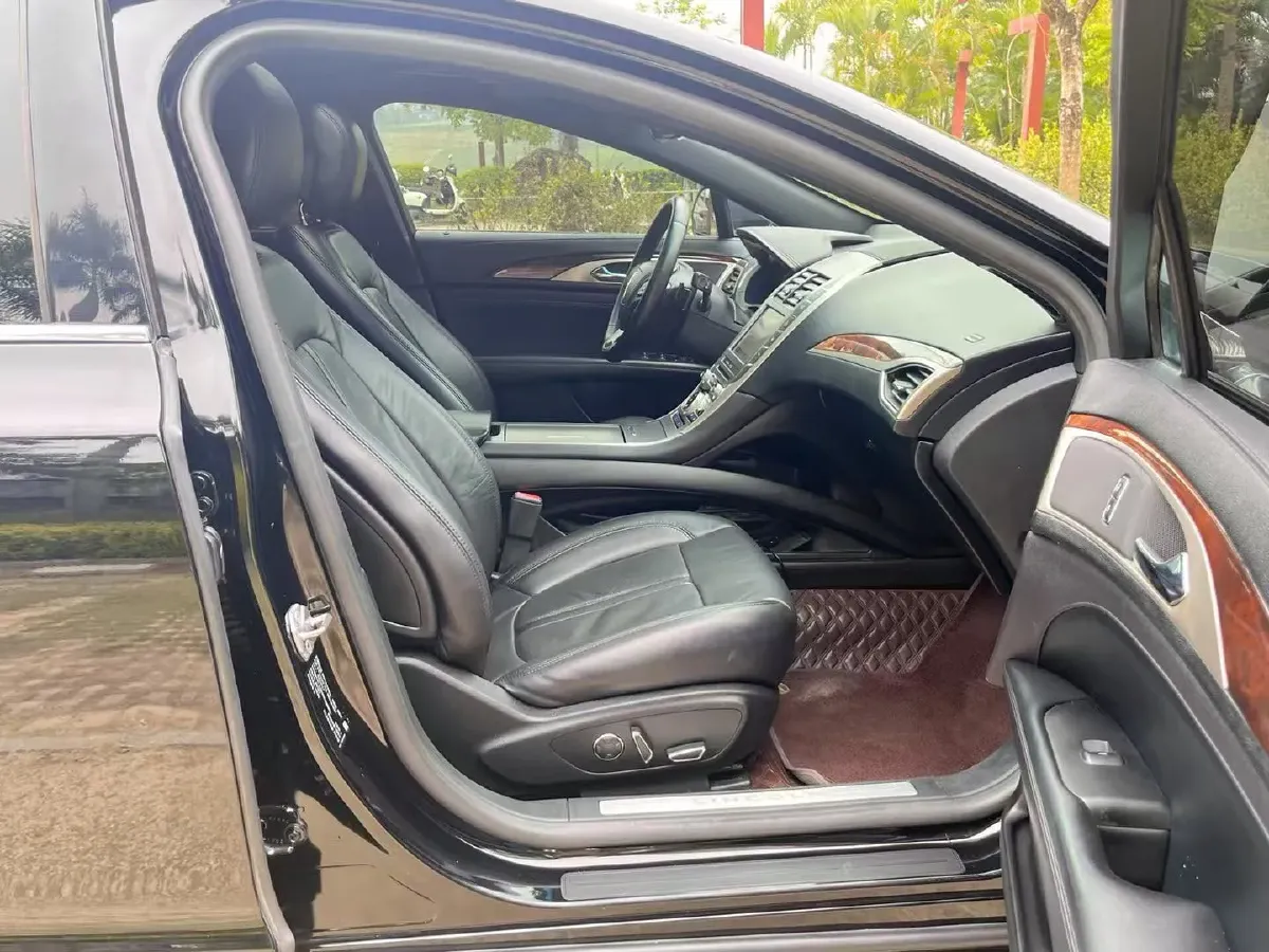 2018 Lincoln MKZ 2.0T 203HP L4 6AT,autocango,china used car exporter,china ev exporter,chinese used car exporter,chinese used ev exporter