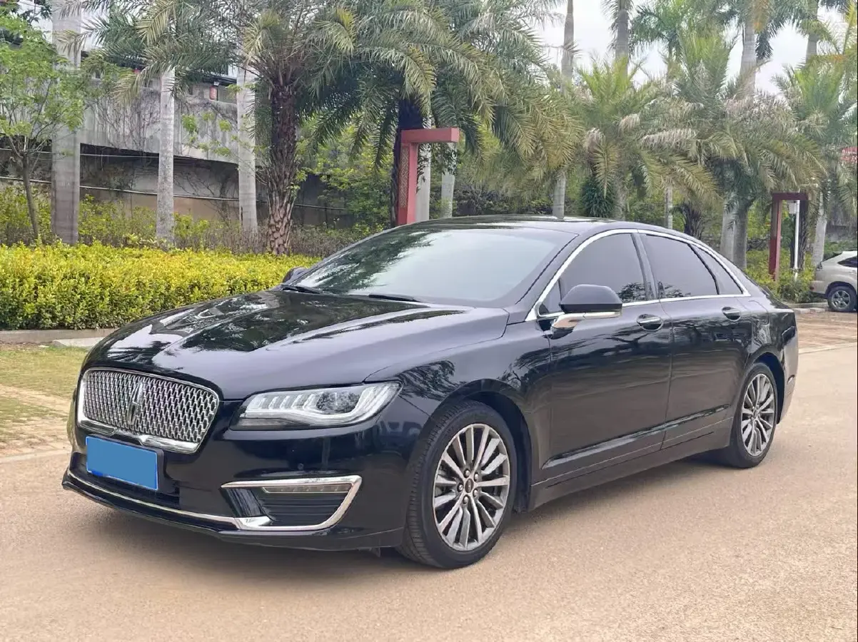 2018 Lincoln MKZ 2.0T 203HP L4 6AT