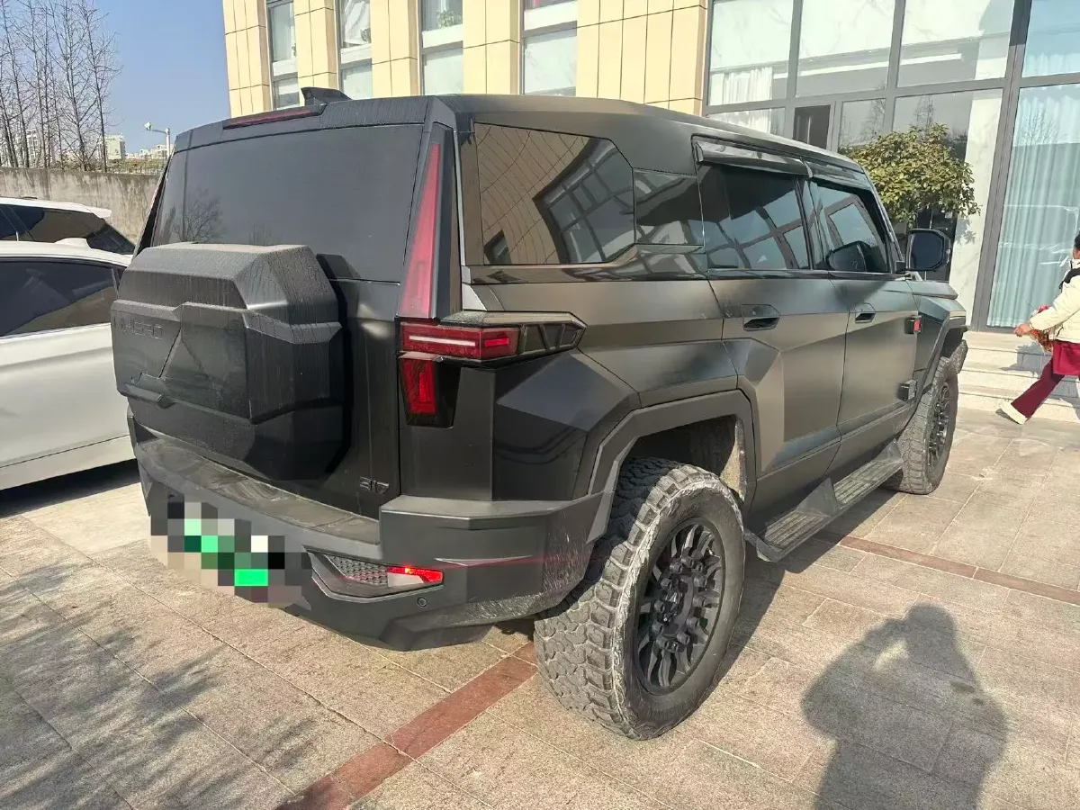 2023 M Hero 917 REEV 197HP 2AT REEV 65.8KWH,autocango,china used car exporter,china ev exporter,chinese used car exporter,chinese used ev exporter