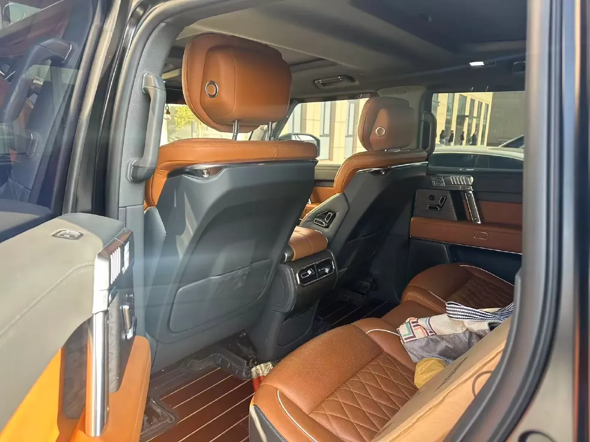 2023 M Hero 917 REEV 197HP 2AT REEV 65.8KWH,autocango,china used car exporter,china ev exporter,chinese used car exporter,chinese used ev exporter