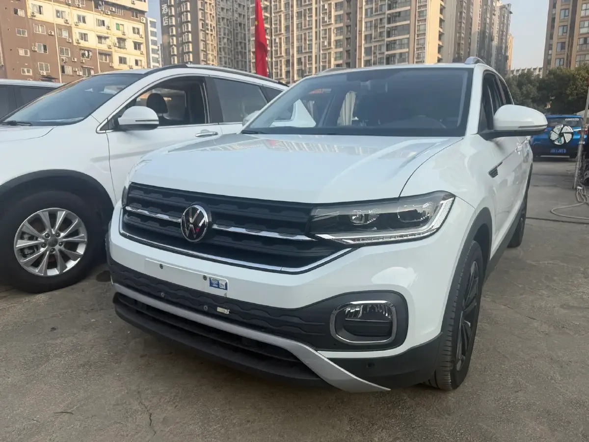 2021 Volkswagen Tacqua 1.2T 116HP L4 7DCT
