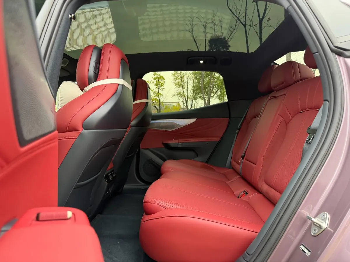 2026 LYNK&CO 07 EM-P 1.5T 163HP L4 3DHT PHEV,autocango,china used car exporter,china ev exporter,chinese used car exporter,chinese used ev exporter