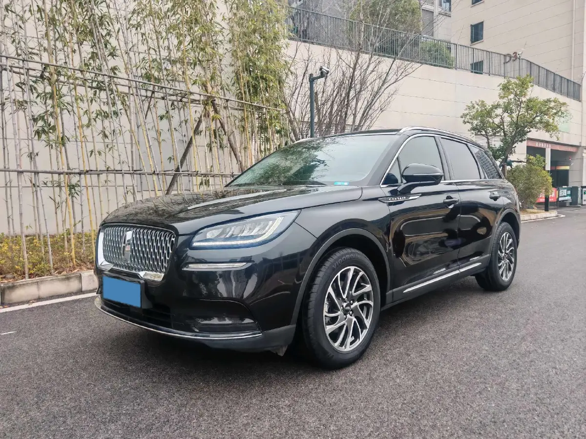 2020 Lincoln Corsair 2.0T 245HP L4 8AT