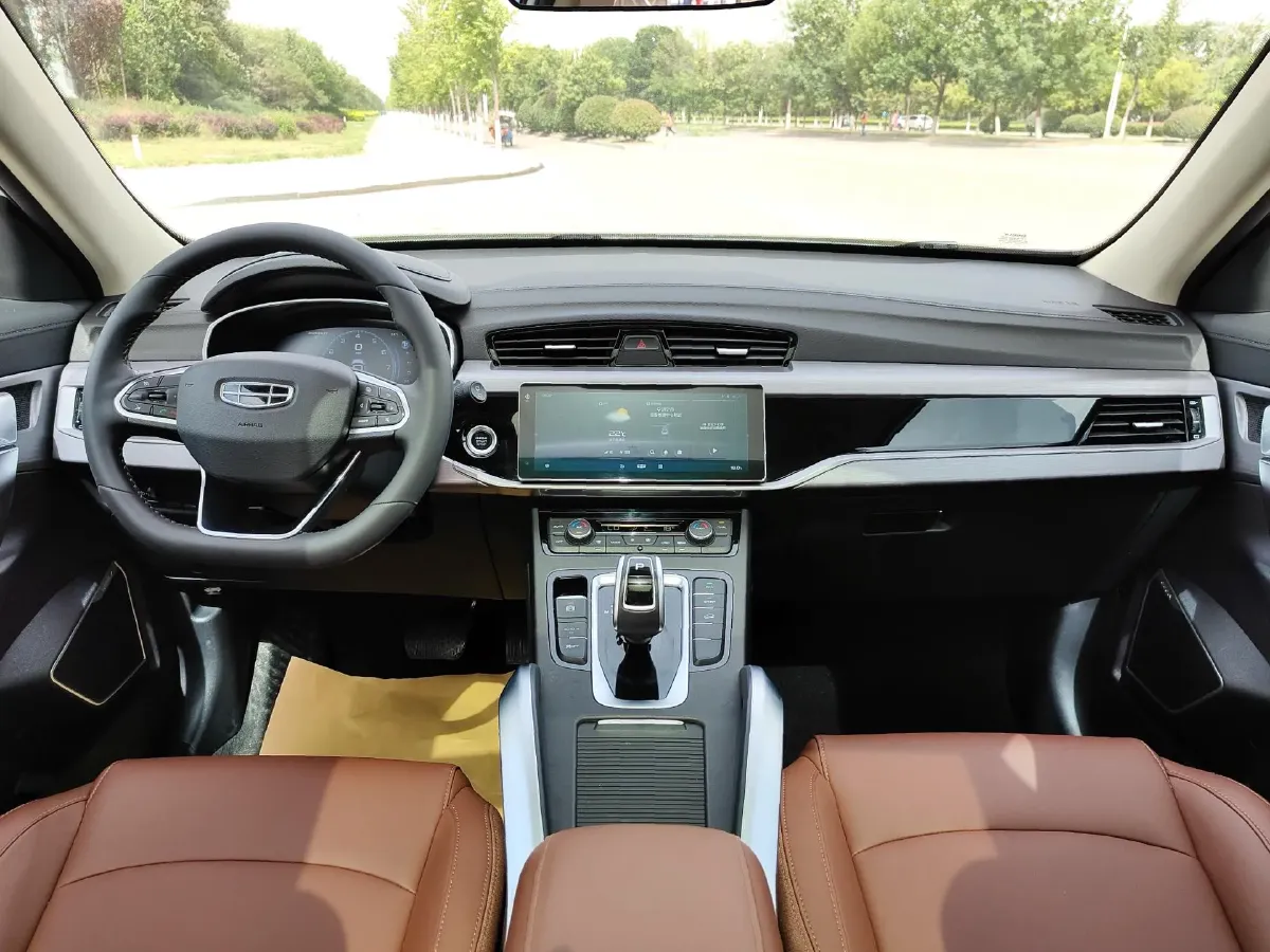 2021 Geely JiaJi 1.8T 184HP L4 7DCT,autocango,china used car exporter,china ev exporter,chinese used car exporter,chinese used ev exporter