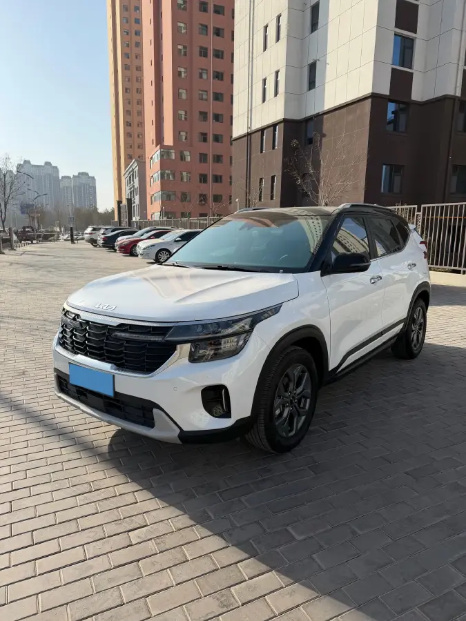 2023 Kia Seltos 1.5L 115HP L4 CVT