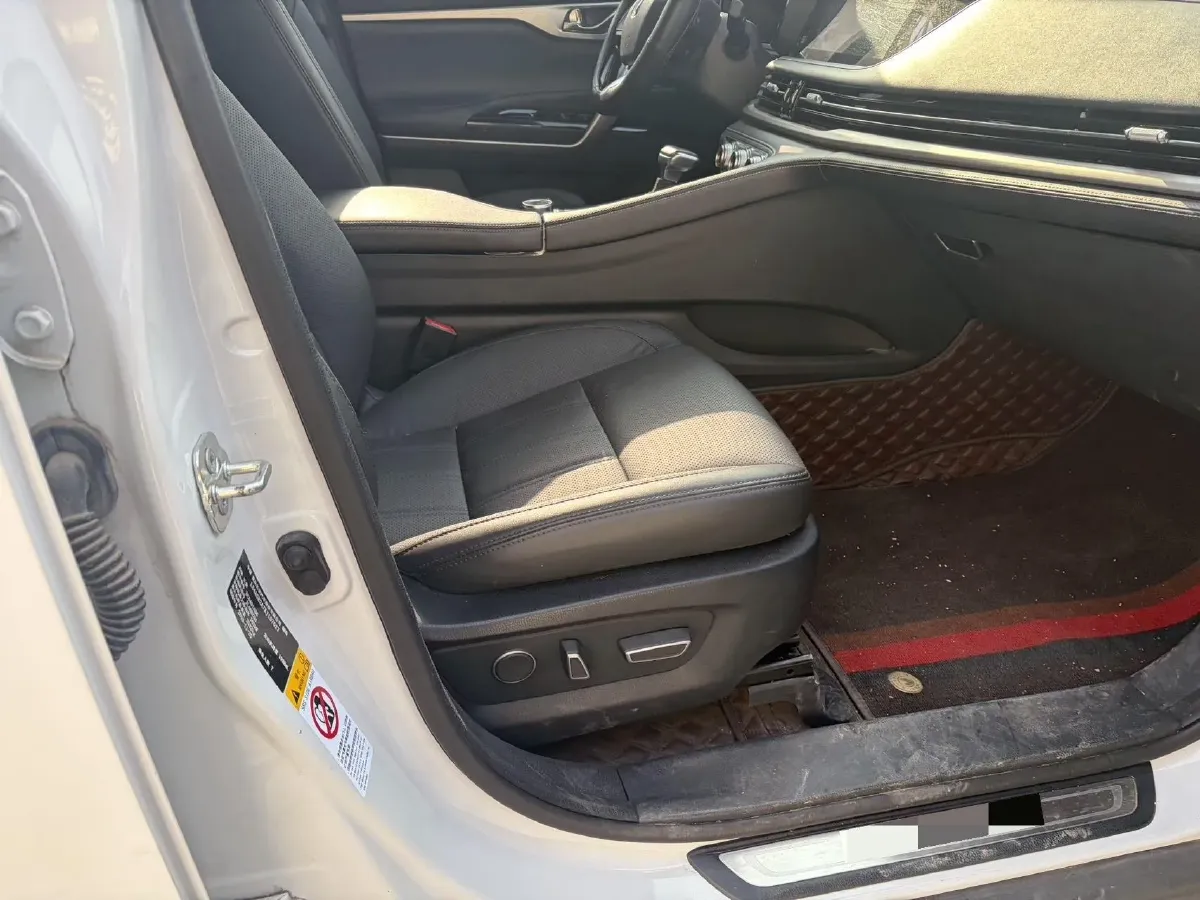 2019 ChangAn CS95 2.0T 233HP L4 6AT,autocango,china used car exporter,china ev exporter,chinese used car exporter,chinese used ev exporter