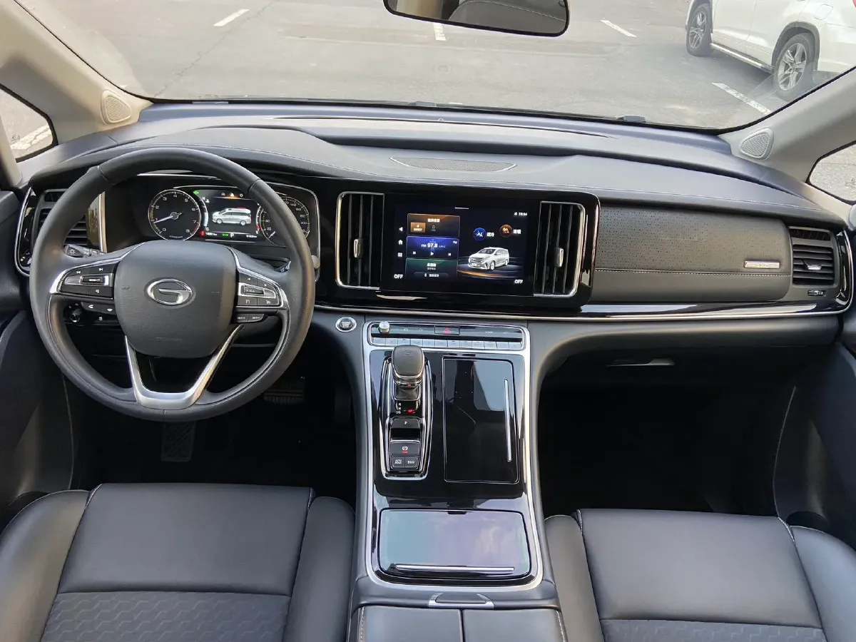 2023 GAC Trumpchi M8 2.0T 252HP L4 8AT,autocango,china used car exporter,china ev exporter,chinese used car exporter,chinese used ev exporter