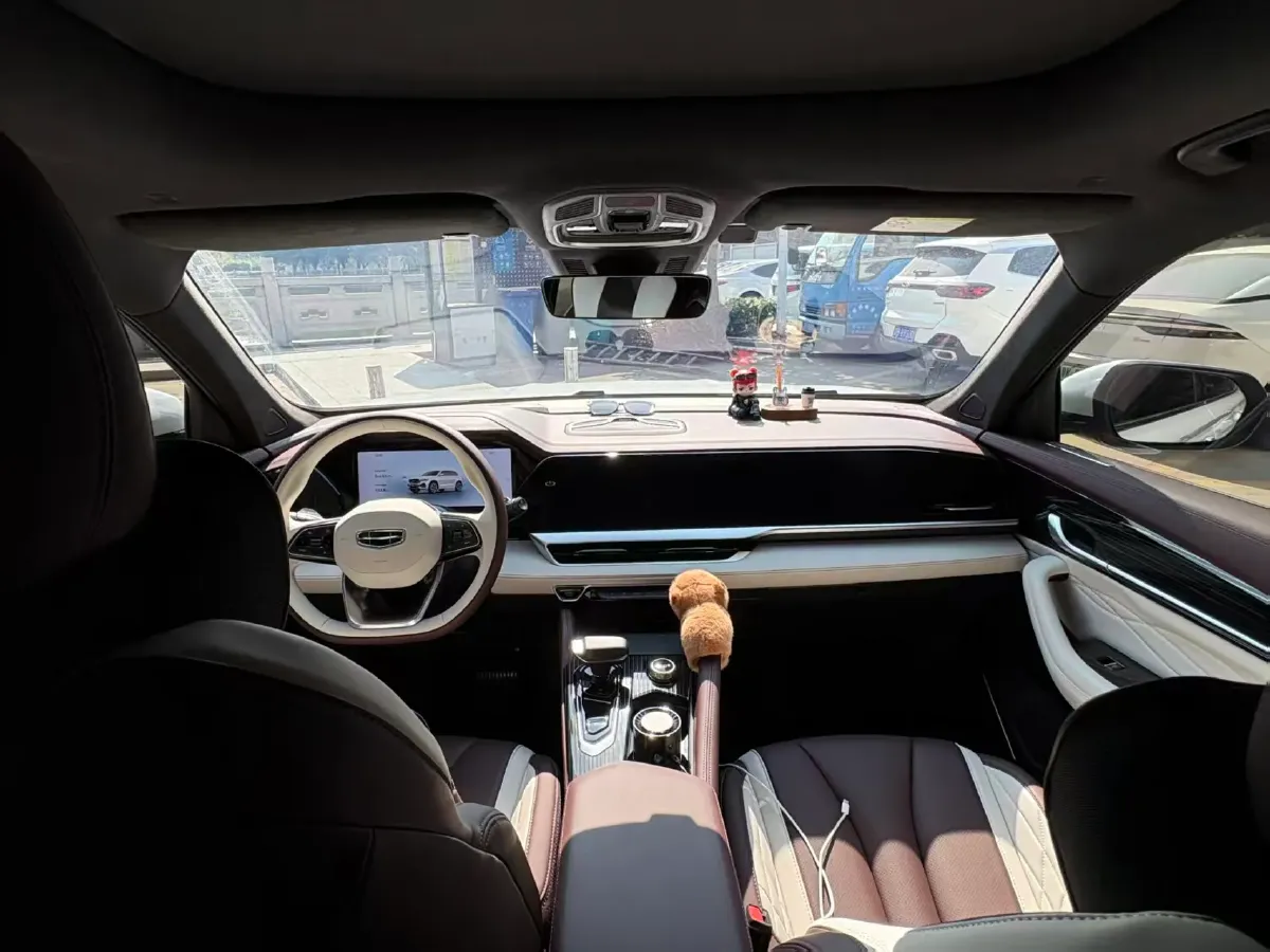 2024 Geely Monjaro 2.0T 238HP L4 8AT,autocango,china used car exporter,china ev exporter,chinese used car exporter,chinese used ev exporter