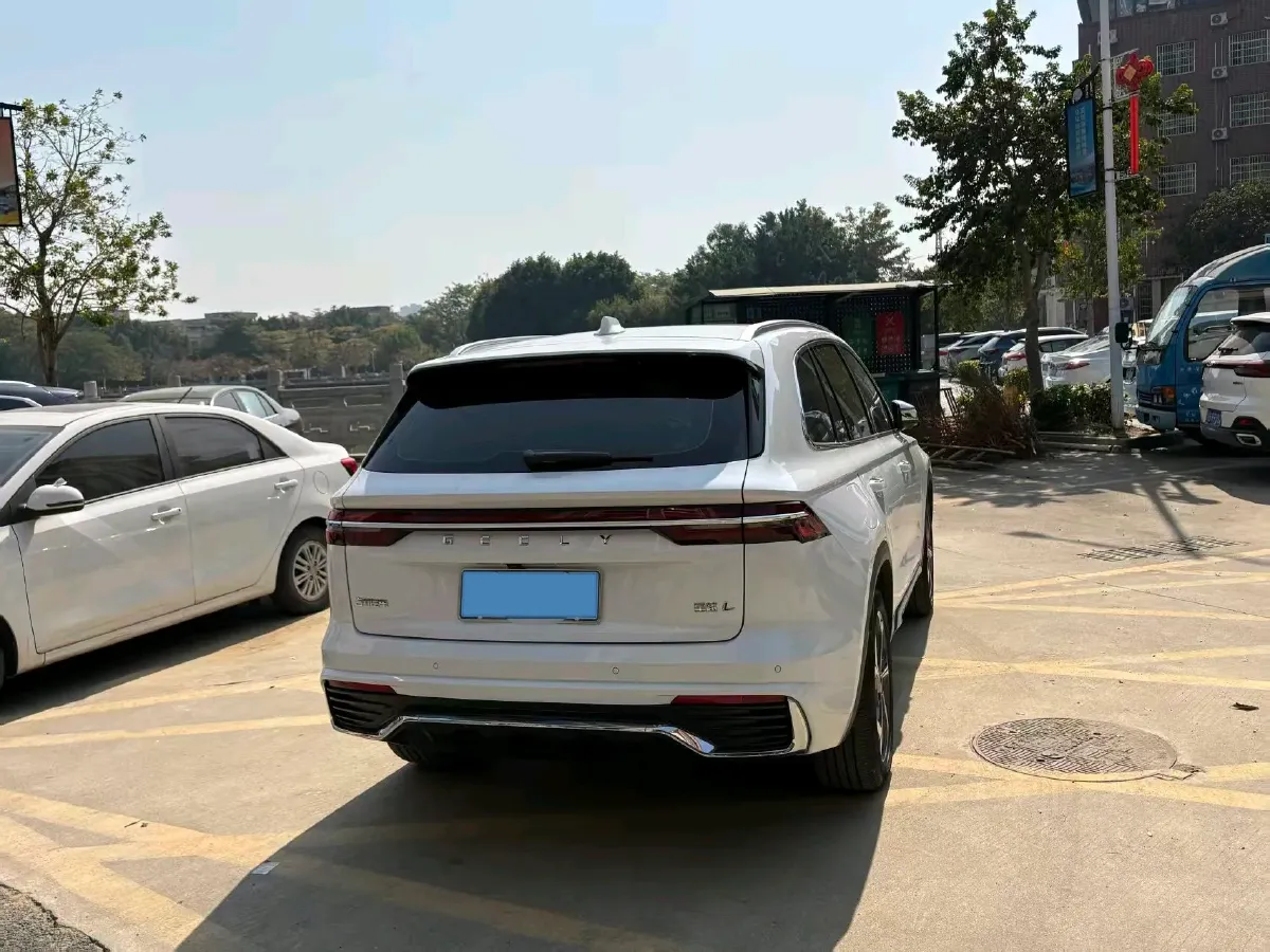 2024 Geely Monjaro 2.0T 238HP L4 8AT,autocango,china used car exporter,china ev exporter,chinese used car exporter,chinese used ev exporter