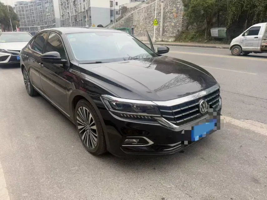 2019 Volvo V40 1.5T 152HP L4 6AT,autocango,china used car exporter,china ev exporter,chinese used car exporter,chinese used ev exporter