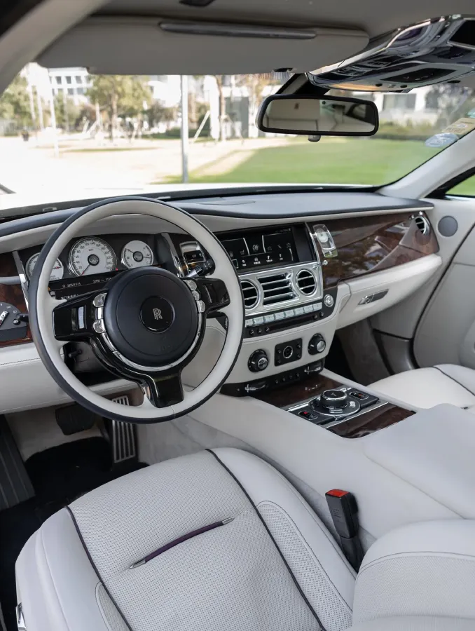 2018 Rolls-Royce Wraith 6.6T 632HP V12 8AT,autocango,china used car exporter,china ev exporter,chinese used car exporter,chinese used ev exporter