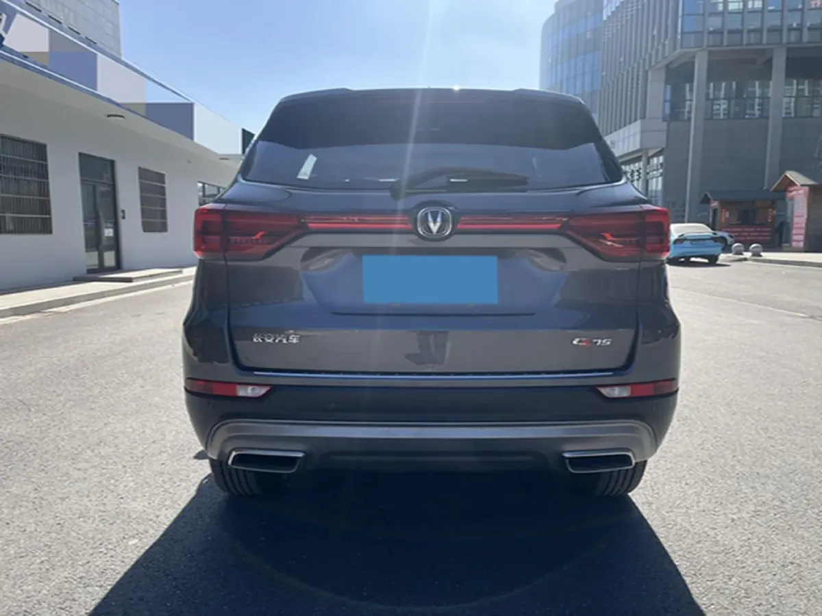 2023 ChangAn CS75 1.5T 188HP L4 7DCT,autocango,china used car exporter,china ev exporter,chinese used car exporter,chinese used ev exporter