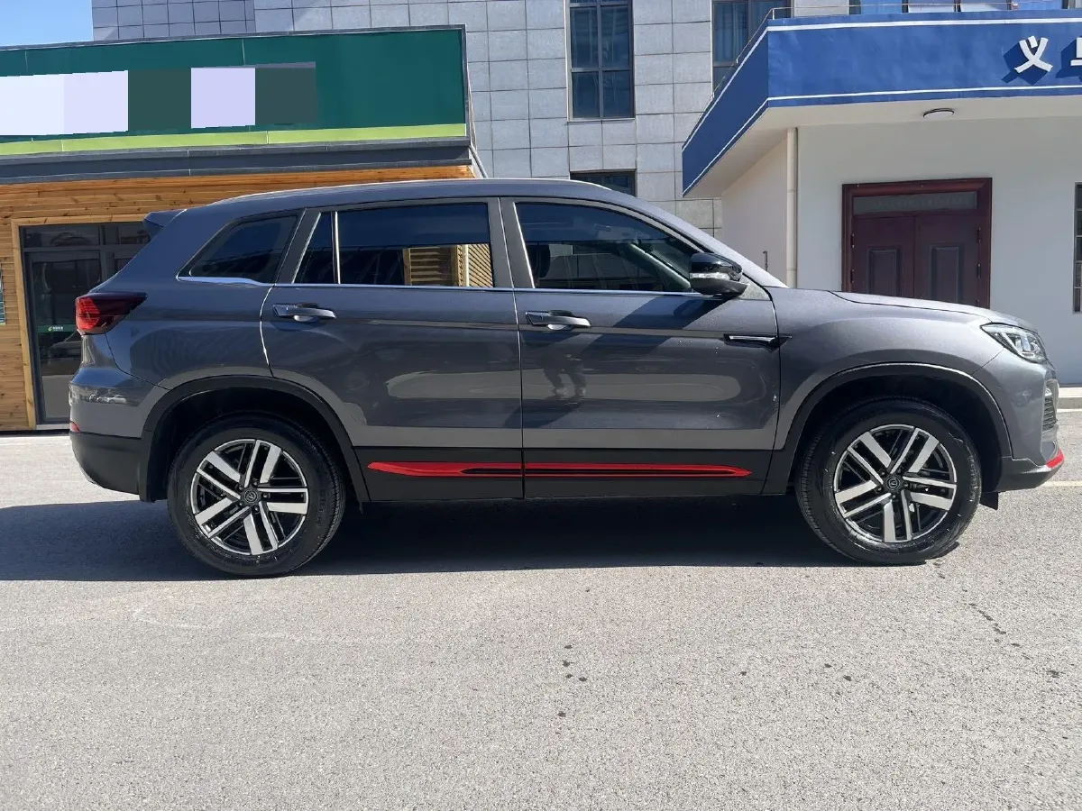 2023 ChangAn CS75 1.5T 188HP L4 7DCT,autocango,china used car exporter,china ev exporter,chinese used car exporter,chinese used ev exporter