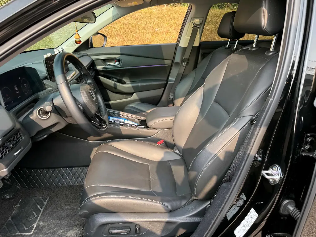 2023 Honda Accord 1.5T 192HP L4 CVT,autocango,china used car exporter,china ev exporter,chinese used car exporter,chinese used ev exporter