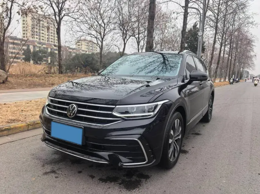 2024 Volkswagen Tiguan L 2.0T 186HP L4 7DCT
