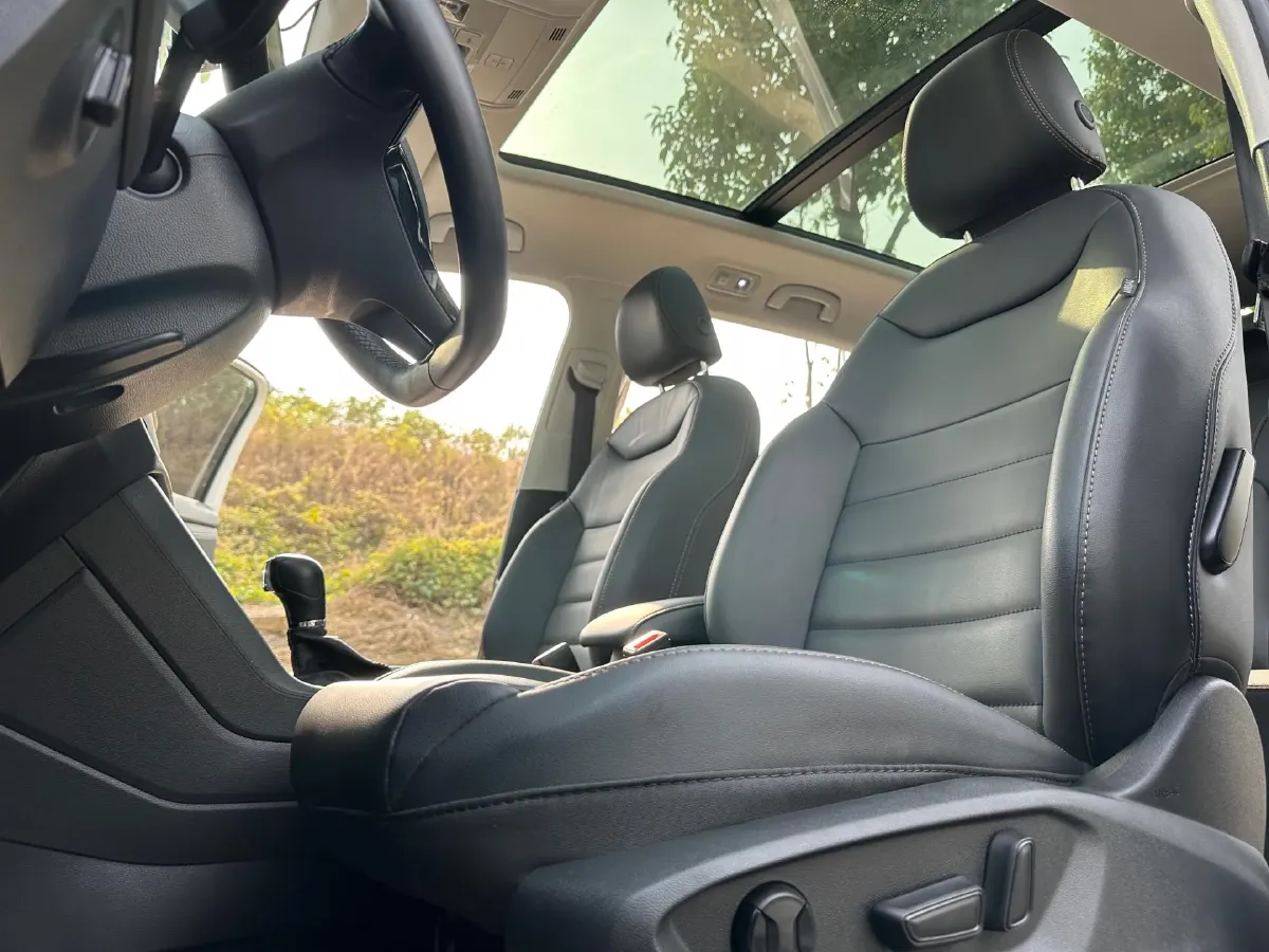 2022 Ford Transit 2.0T 202HP L4 6AT,autocango,china used car exporter,china ev exporter,chinese used car exporter,chinese used ev exporter