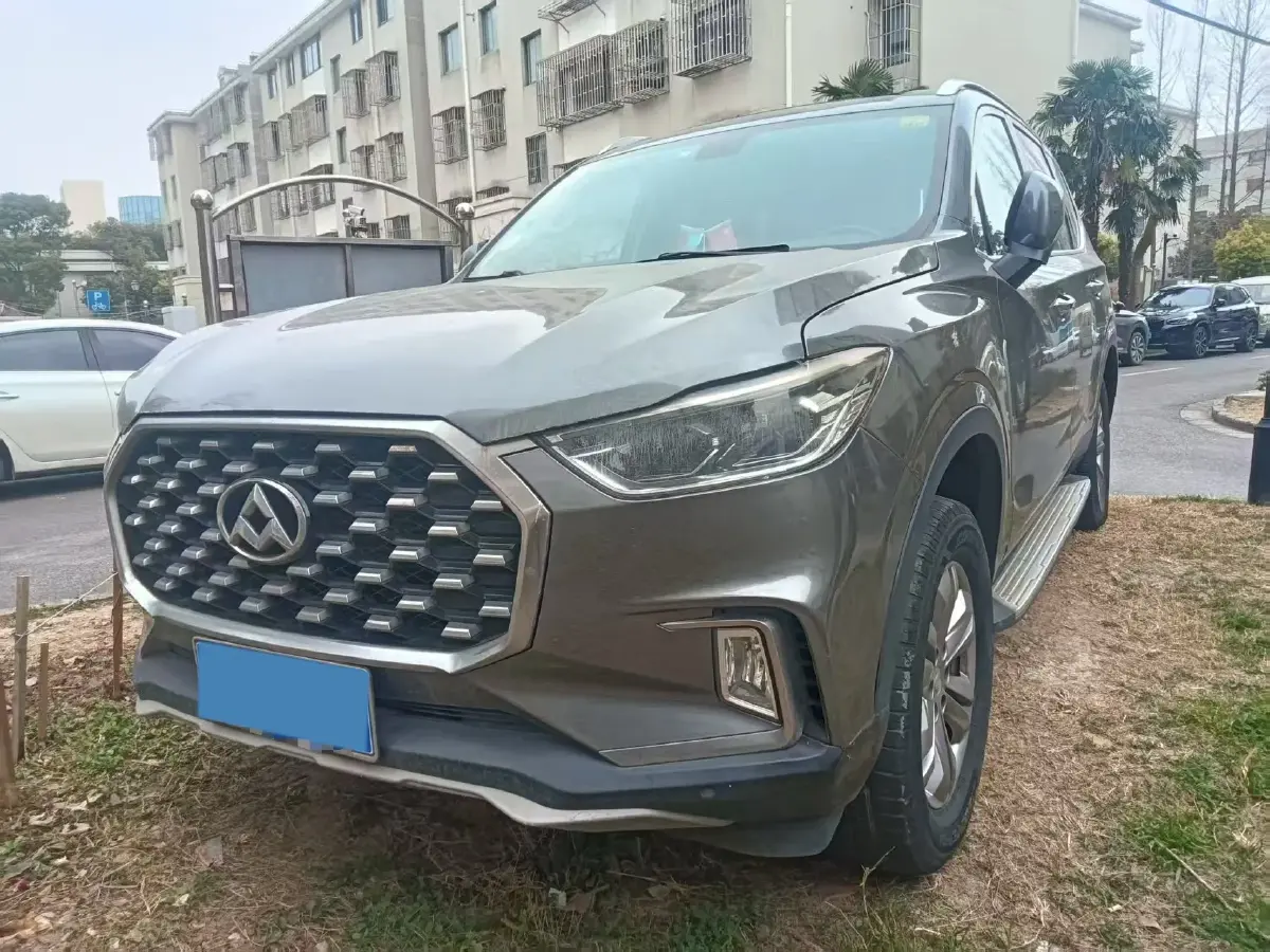 2017 MAXUS D90 2.0T 224HP L4 6AT