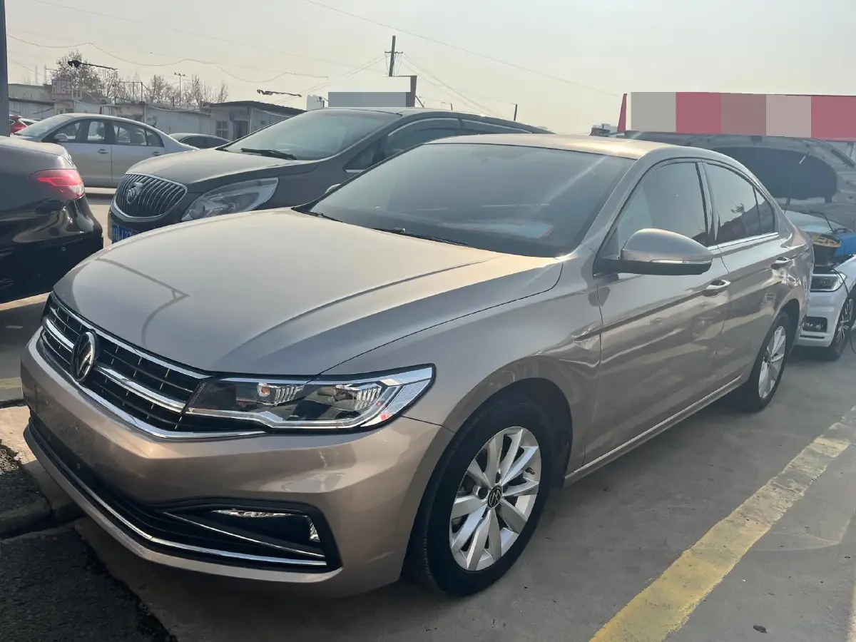 2021 Volkswagen Bora 1.5L 113HP L4 6AT