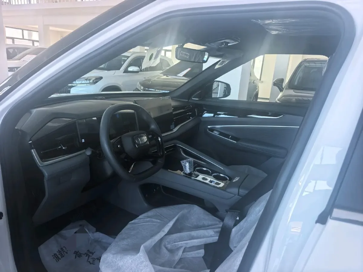 2026 Geely Azkarra 1.5T 181HP L4 7DCT,autocango,china used car exporter,china ev exporter,chinese used car exporter,chinese used ev exporter