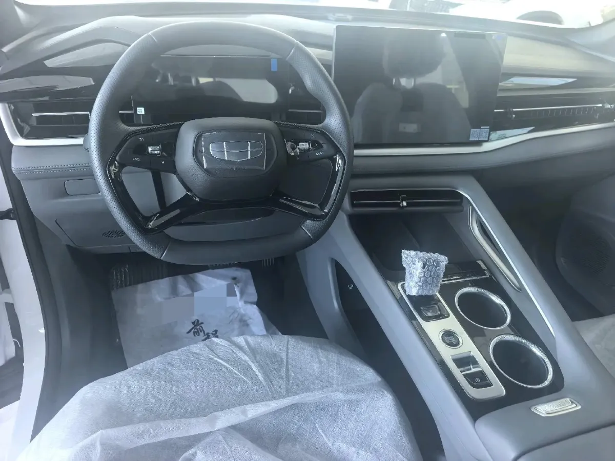 2026 Geely Azkarra 1.5T 181HP L4 7DCT,autocango,china used car exporter,china ev exporter,chinese used car exporter,chinese used ev exporter