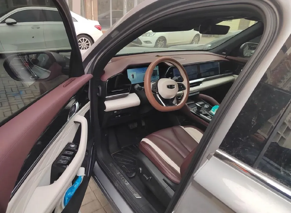 2021 Geely Monjaro 2.0T 238HP L4 8AT,autocango,china used car exporter,china ev exporter,chinese used car exporter,chinese used ev exporter