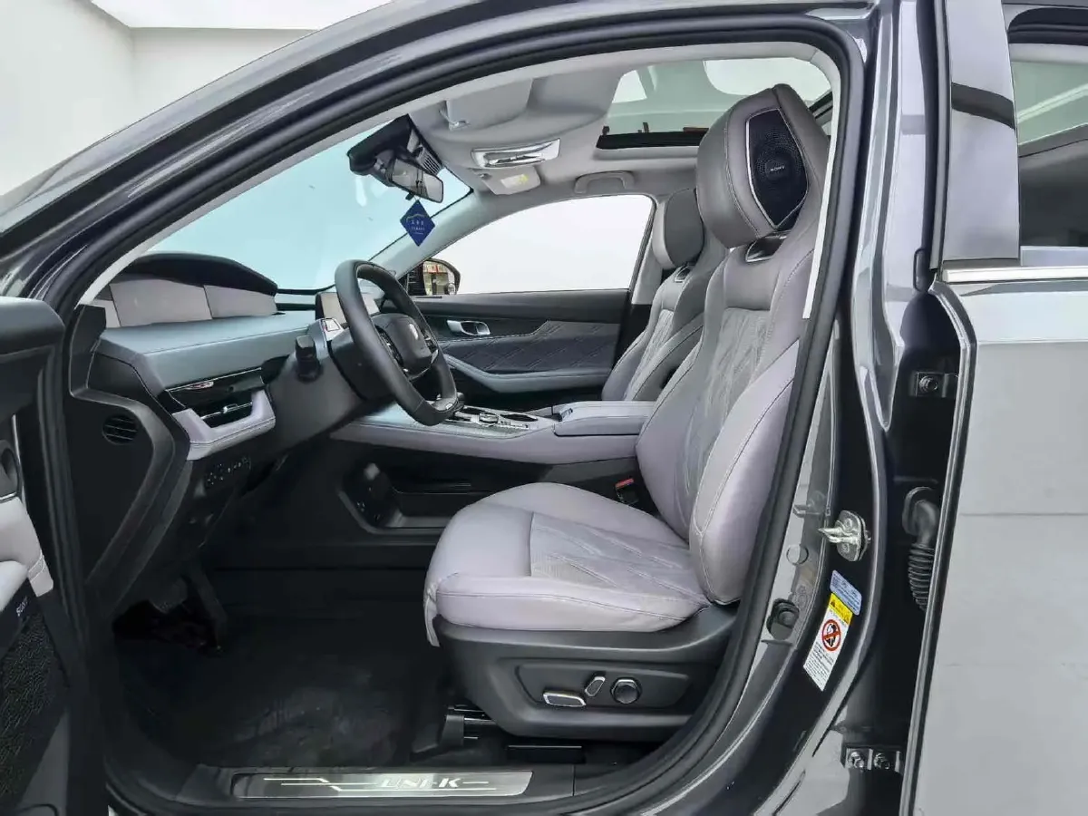 2023 ChangAn UNI-K iDD 1.5T 170HP L4 6TCT PHEV 28.39KWH,autocango,china used car exporter,china ev exporter,chinese used car exporter,chinese used ev exporter