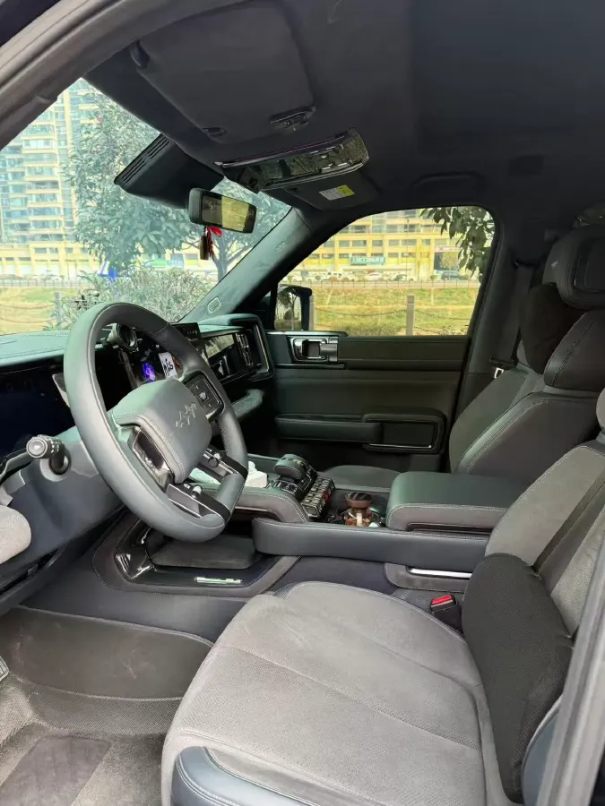 2023 Toyota Crown Kluger 2.5L 189HP L4 E-CVT Hybrid,autocango,china used car exporter,china ev exporter,chinese used car exporter,chinese used ev exporter