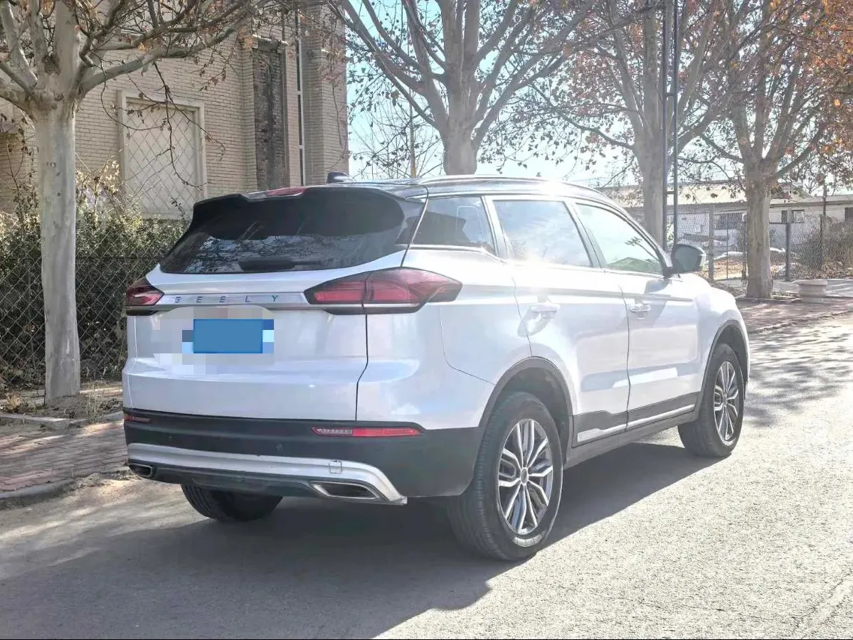 2022 Geely Azkarra 1.8T 184HP L4 7DCT,autocango,china used car exporter,china ev exporter,chinese used car exporter,chinese used ev exporter