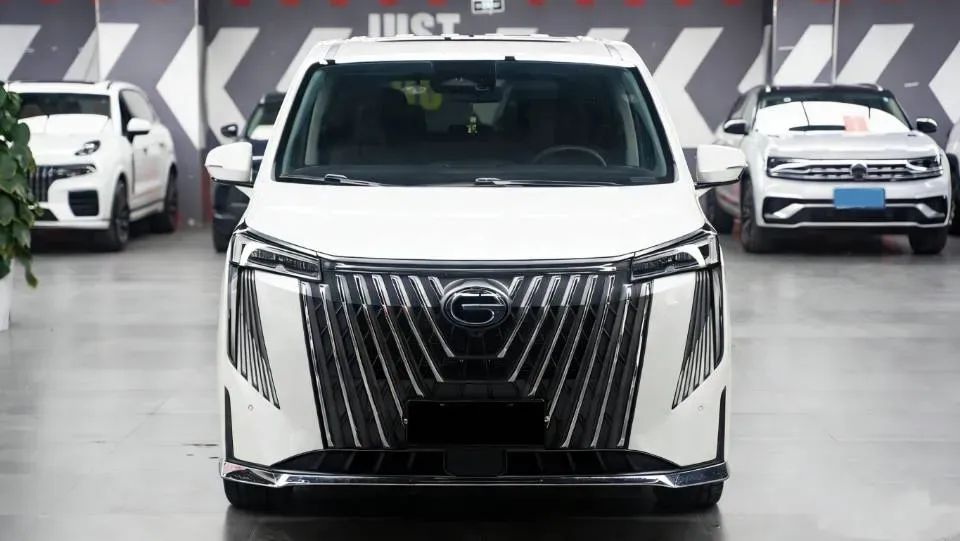 2024 GAC Trumpchi M8 2.0T 190HP L4 2DHT Hybrid,autocango,china used car exporter,china ev exporter,chinese used car exporter,chinese used ev exporter