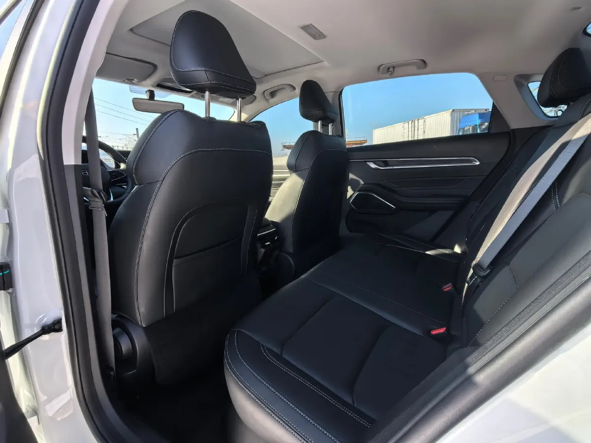 2022 Geely Emgrand 1.5L 114HP L4 CVT,autocango,china used car exporter,china ev exporter,chinese used car exporter,chinese used ev exporter