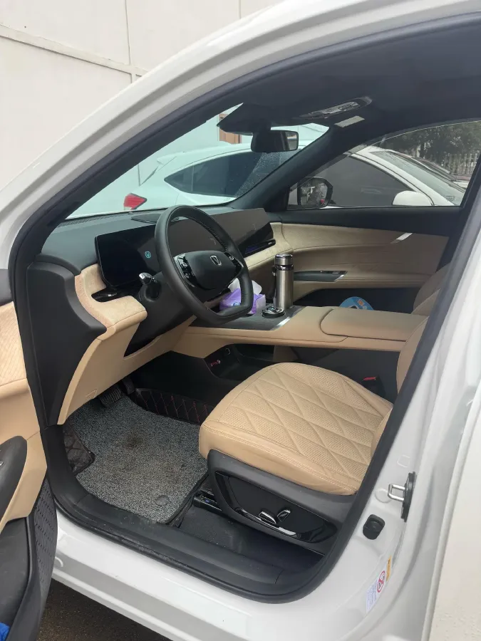 2025 ChangAn CS75 Plus 1.5T 192HP L4 8AT,autocango,china used car exporter,china ev exporter,chinese used car exporter,chinese used ev exporter