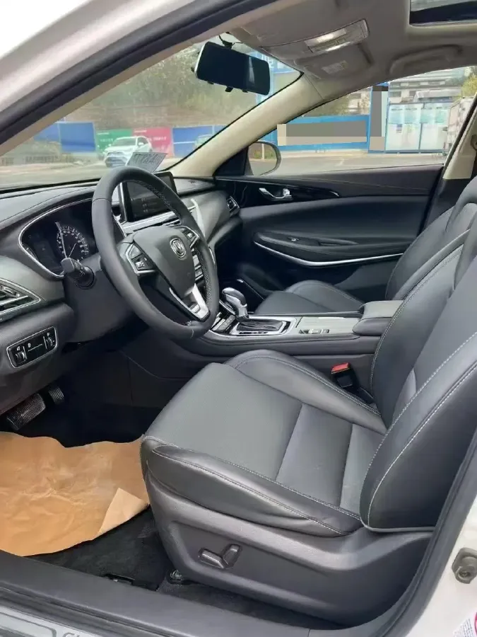 2020 ChangAn Raeton CC 1.5T 156HP L4 6AT,autocango,china used car exporter,china ev exporter,chinese used car exporter,chinese used ev exporter