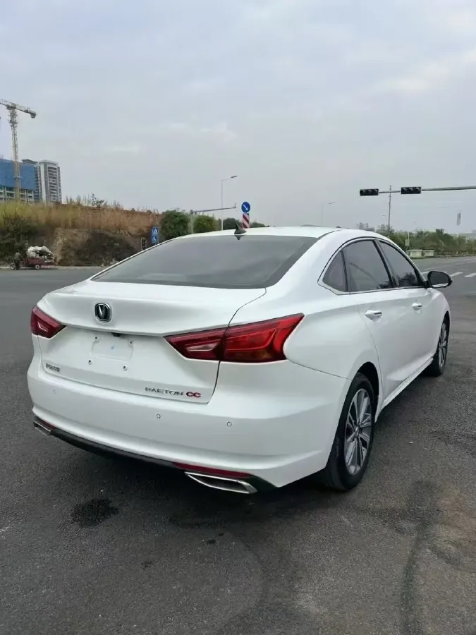 2020 ChangAn Raeton CC 1.5T 156HP L4 6AT,autocango,china used car exporter,china ev exporter,chinese used car exporter,chinese used ev exporter