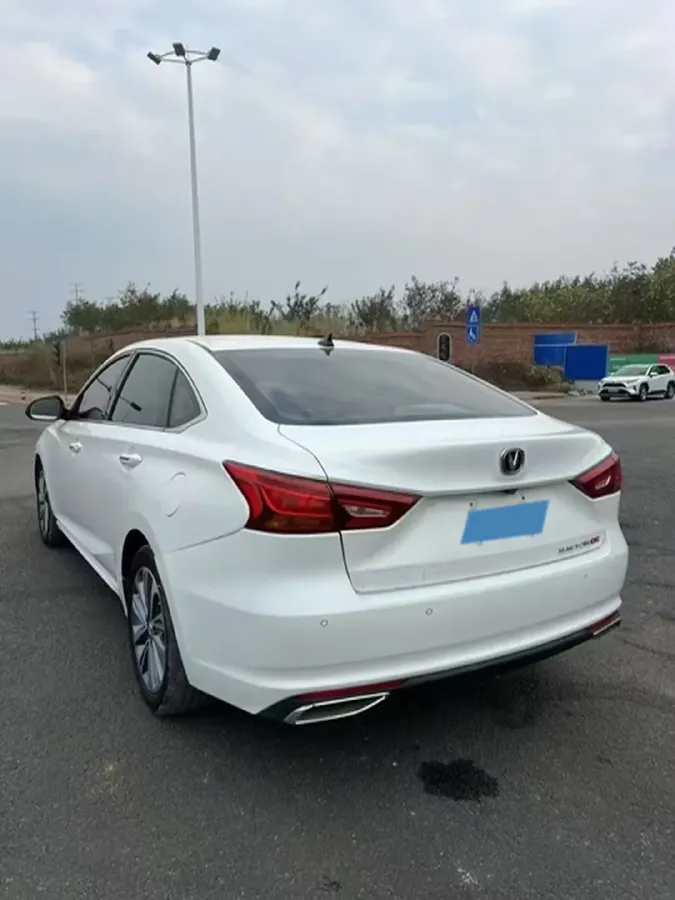 2020 ChangAn Raeton CC 1.5T 156HP L4 6AT,autocango,china used car exporter,china ev exporter,chinese used car exporter,chinese used ev exporter