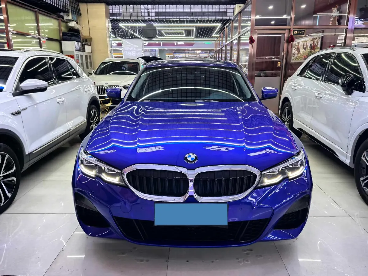 2022 BMW 3 Series 2.0T 156HP L4 8AT,autocango,china used car exporter,china ev exporter,chinese used car exporter,chinese used ev exporter