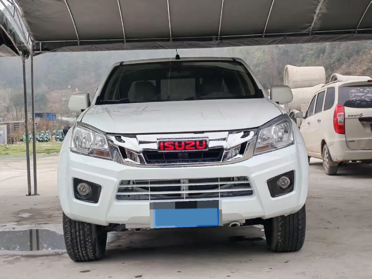 2020 JMC BaoDian 2.5T 140HP L4 5MT,autocango,china used car exporter,china ev exporter,chinese used car exporter,chinese used ev exporter