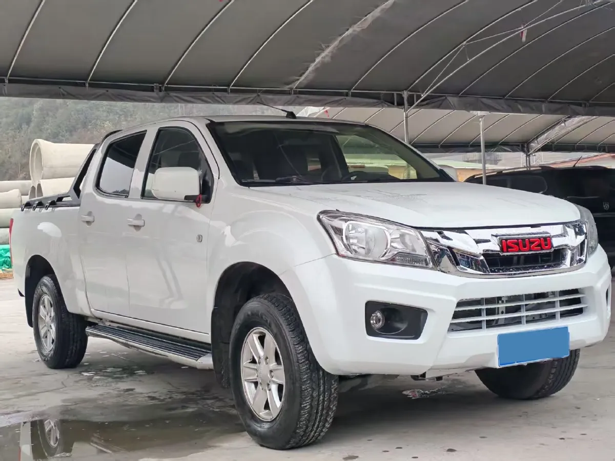 2020 JMC BaoDian 2.5T 140HP L4 5MT,autocango,china used car exporter,china ev exporter,chinese used car exporter,chinese used ev exporter