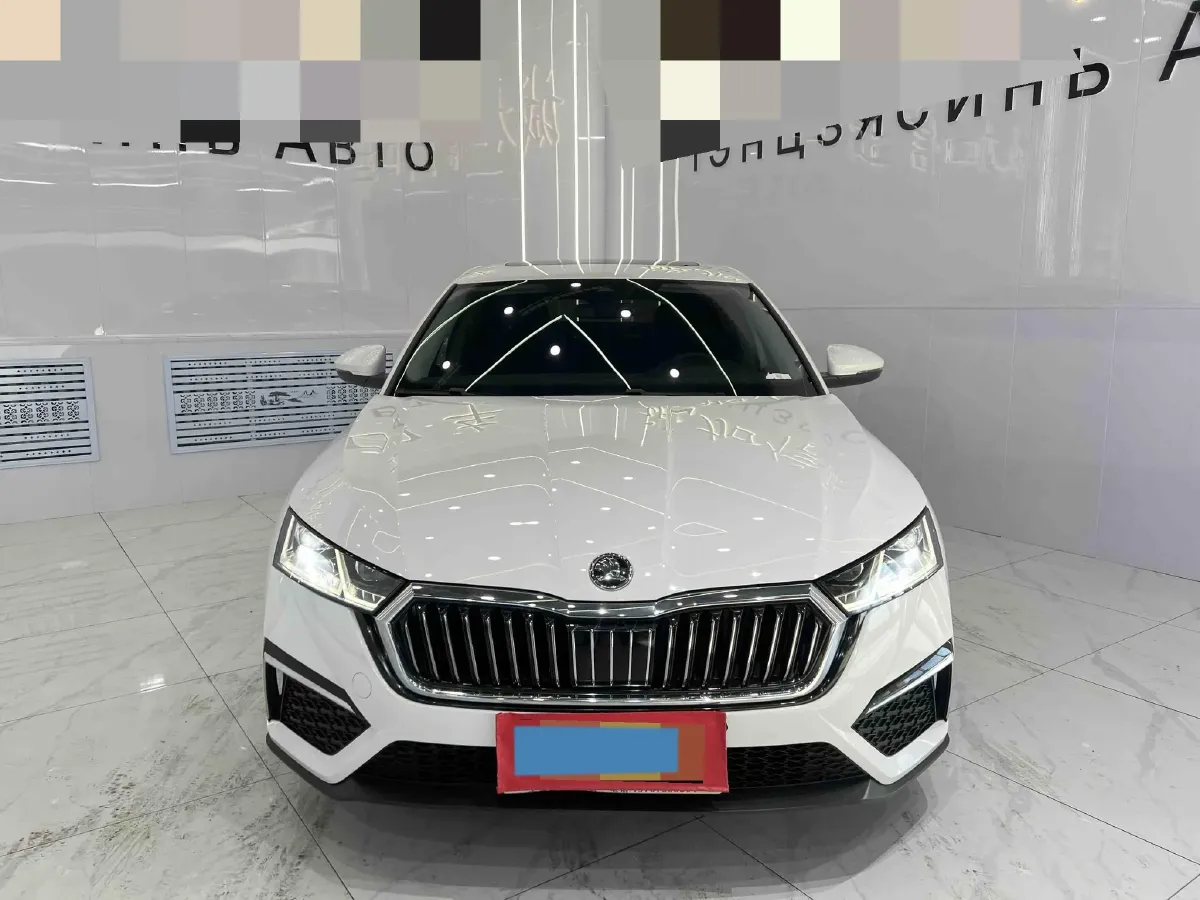 2022 Skoda Octavia 1.4T 150HP L4 7DCT,autocango,china used car exporter,china ev exporter,chinese used car exporter,chinese used ev exporter