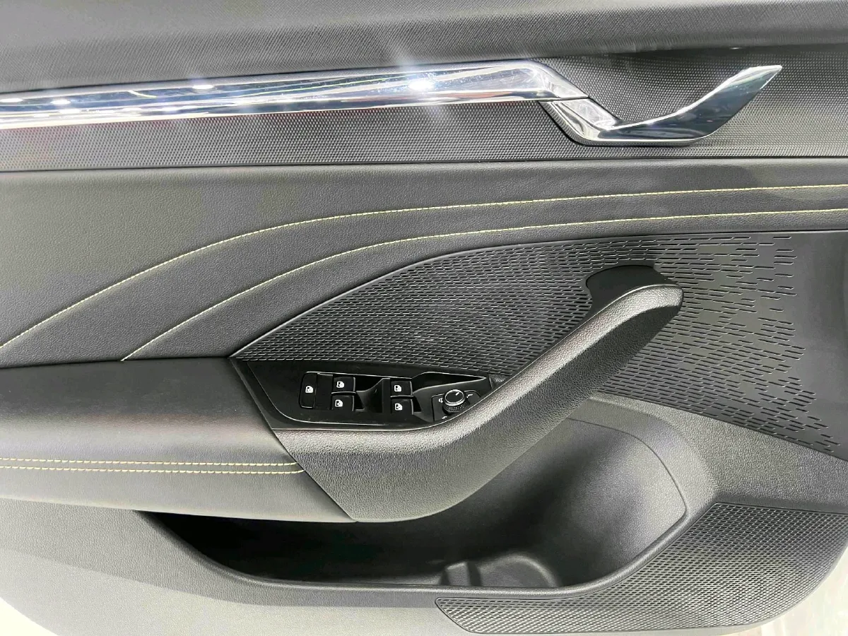 2022 Skoda Octavia 1.4T 150HP L4 7DCT,autocango,china used car exporter,china ev exporter,chinese used car exporter,chinese used ev exporter