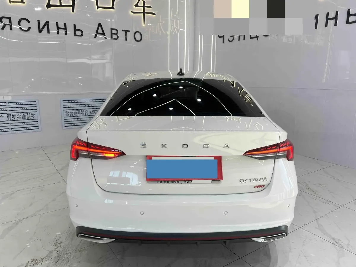 2022 Skoda Octavia 1.4T 150HP L4 7DCT,autocango,china used car exporter,china ev exporter,chinese used car exporter,chinese used ev exporter