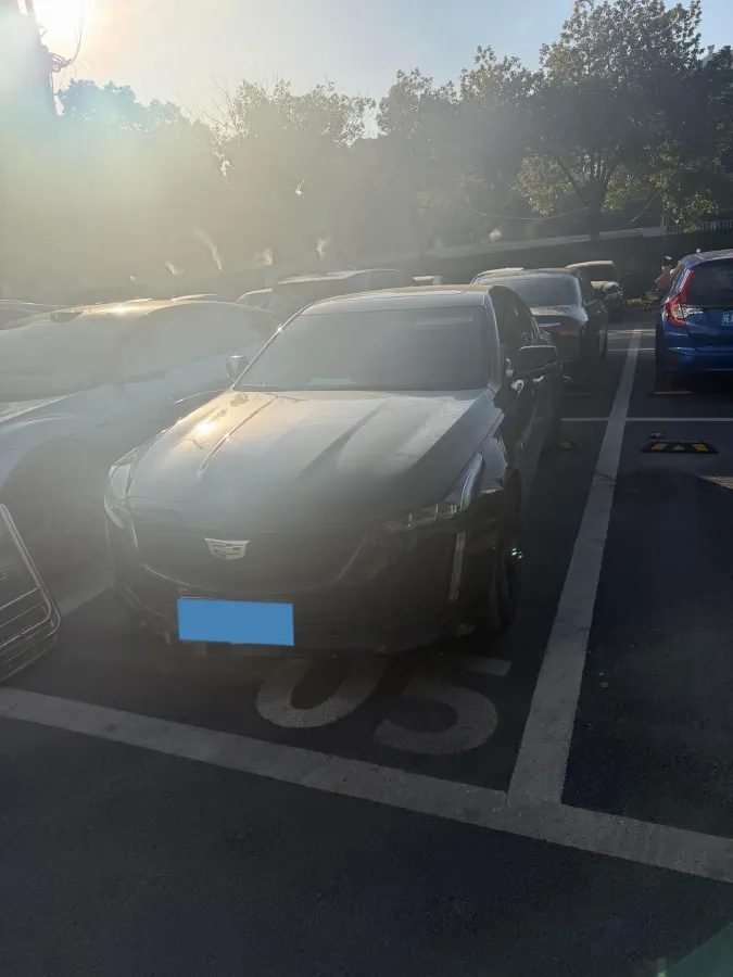 2023 Cadillac CT5 2.0T 237HP L4 10AT,autocango,china used car exporter,china ev exporter,chinese used car exporter,chinese used ev exporter