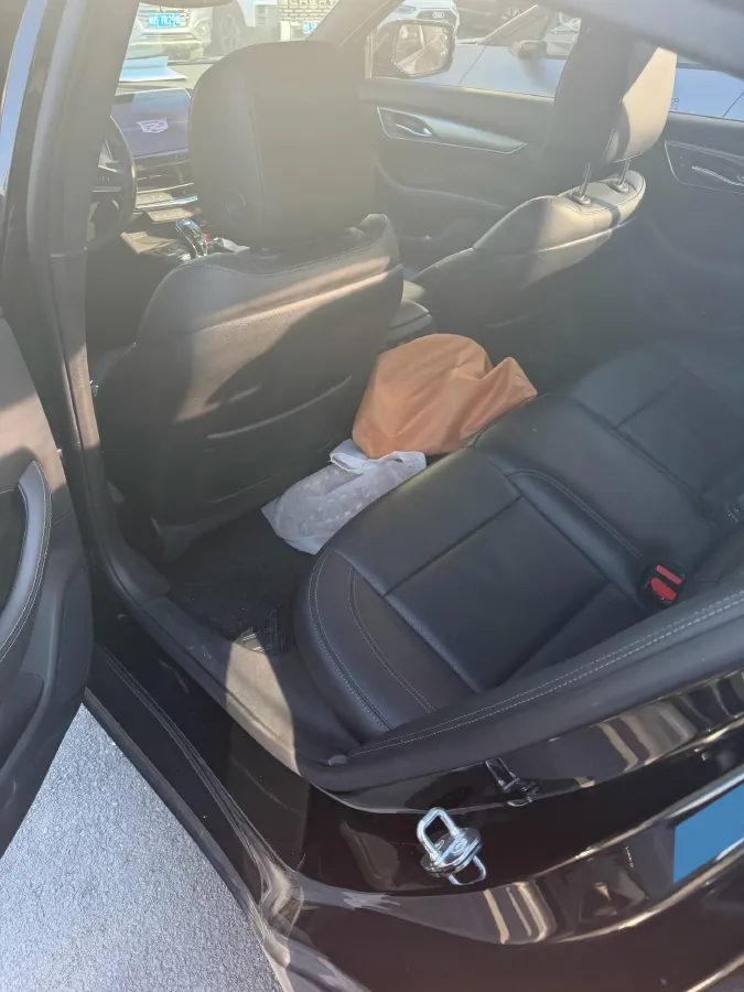 2023 Cadillac CT5 2.0T 237HP L4 10AT,autocango,china used car exporter,china ev exporter,chinese used car exporter,chinese used ev exporter