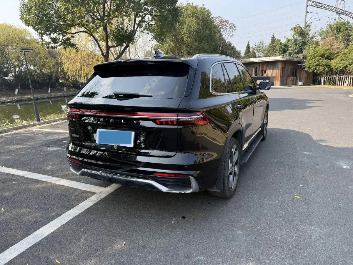 2021 Geely Monjaro 2.0T 218HP L4 7DCT,autocango,china used car exporter,china ev exporter,chinese used car exporter,chinese used ev exporter