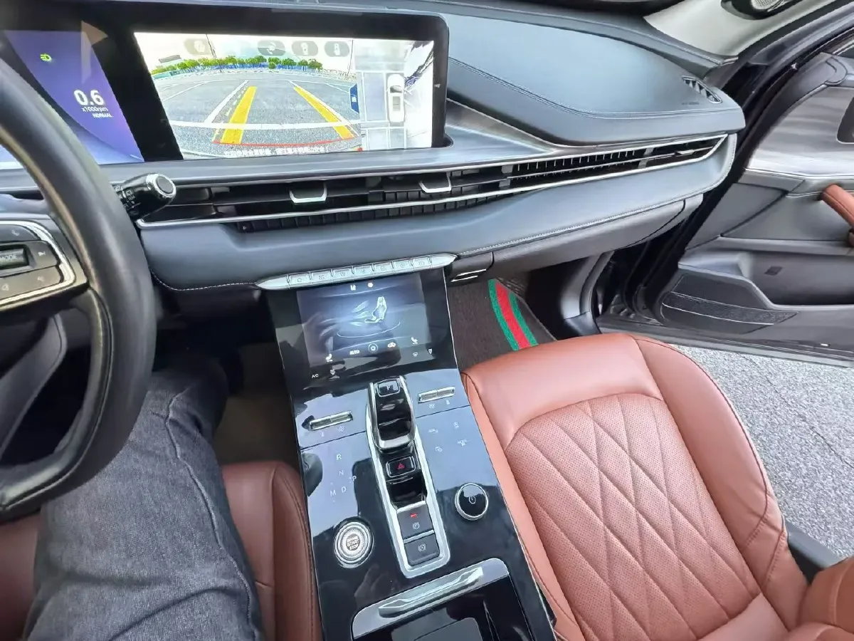 2021 Chery Tiggo 8 Plus 1.6T 197HP L4 7DCT,autocango,china used car exporter,china ev exporter,chinese used car exporter,chinese used ev exporter