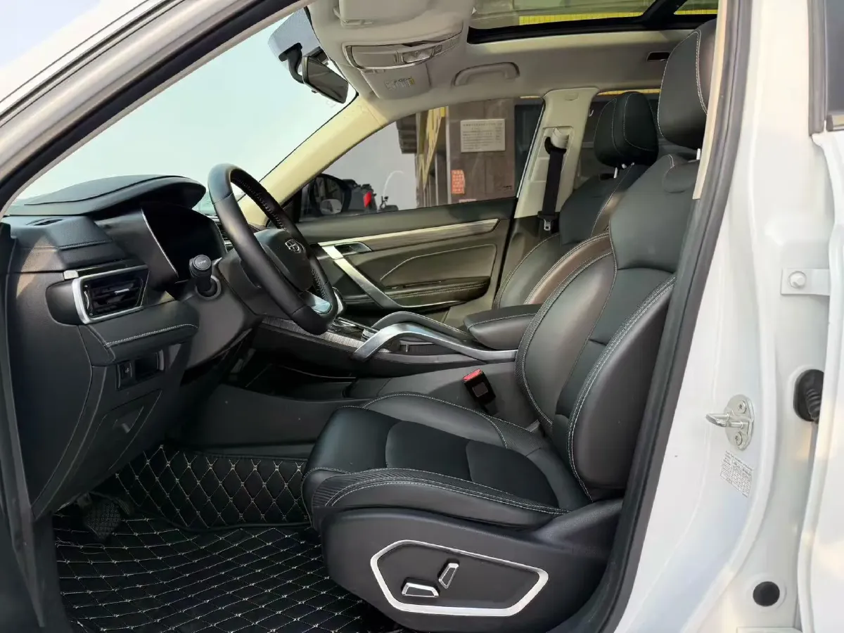 2020 Geely Azkarra 1.8T 184HP L4 7DCT,autocango,china used car exporter,china ev exporter,chinese used car exporter,chinese used ev exporter