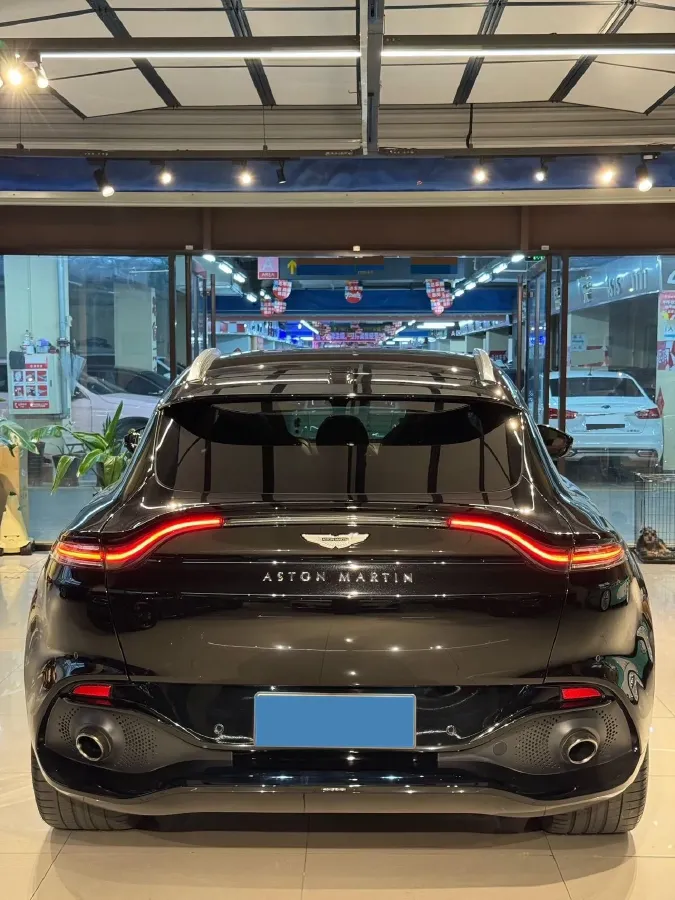 2021 Aston Martin DBX 4.0T 550HP V8 9AT,autocango,china used car exporter,china ev exporter,chinese used car exporter,chinese used ev exporter