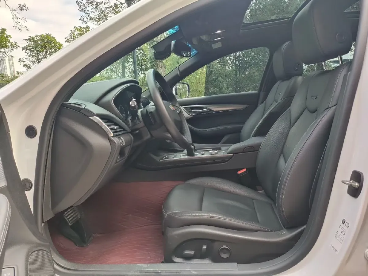 2022 Cadillac CT5 2.0T 237HP L4 10AT,autocango,china used car exporter,china ev exporter,chinese used car exporter,chinese used ev exporter